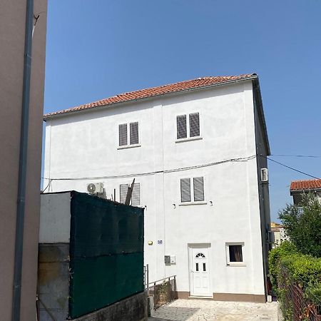 Apartman 4 Kilometar To City Centar Split Kültér fotó