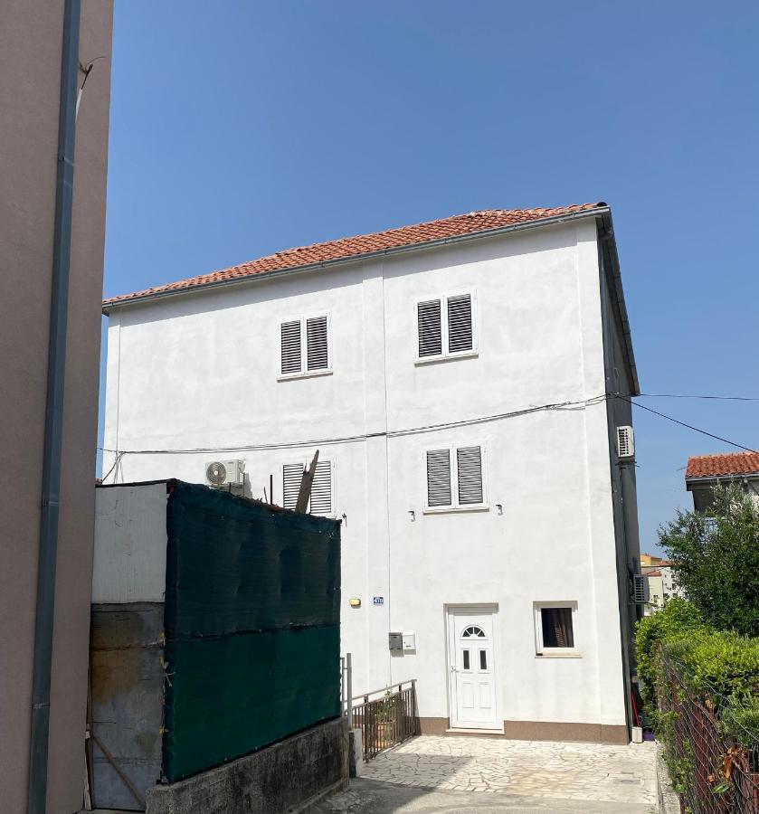 Apartman 4 Kilometar To City Centar Split Kültér fotó