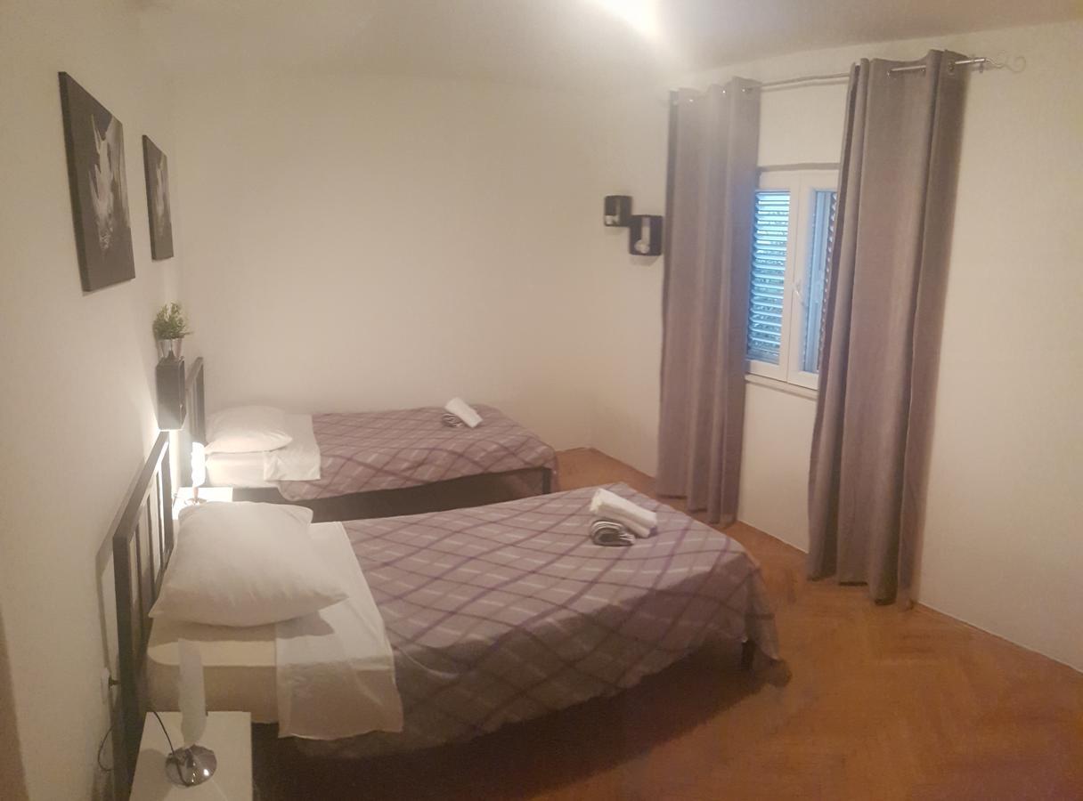 Apartman 4 Kilometar To City Centar Split Kültér fotó